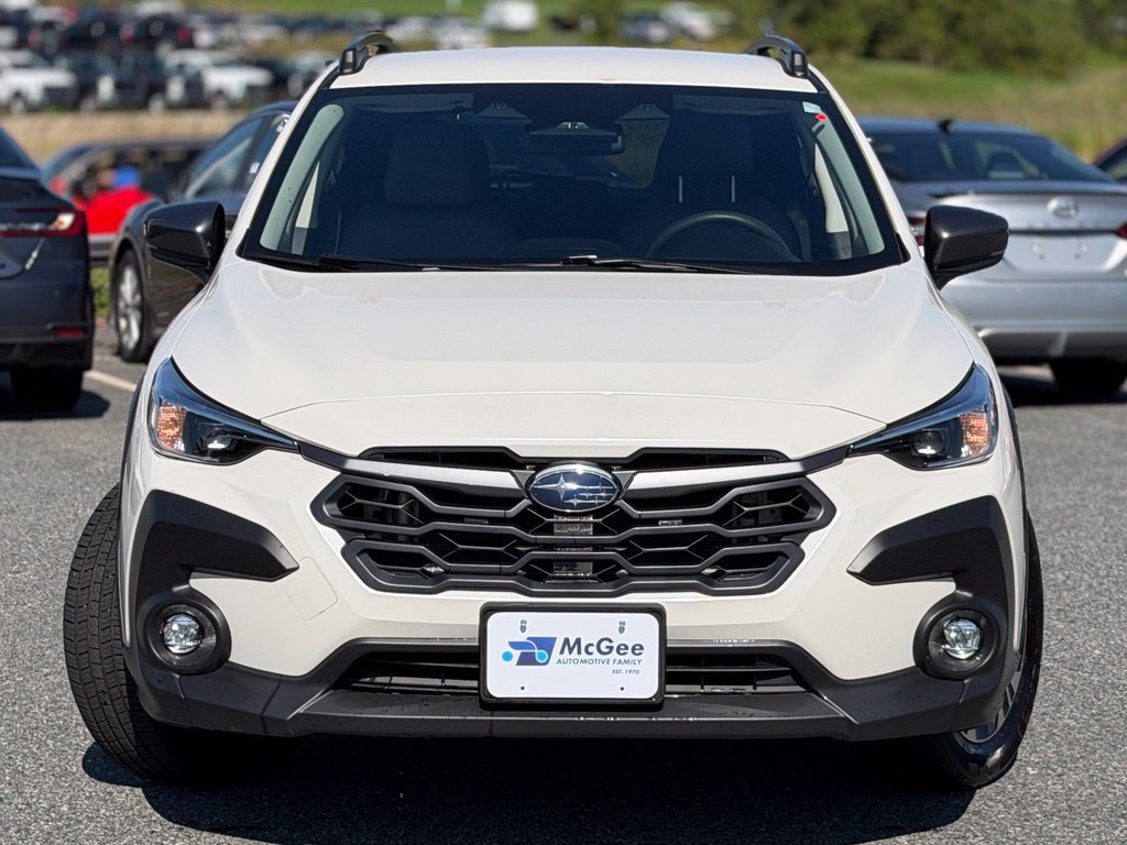 Used 2024 Subaru Crosstrek 2.0i Premium AWD/4WD image 2