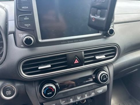 Used 2021 Hyundai Kona Ultimate w/ Cargo Package FWD image 12