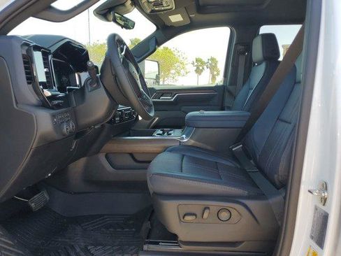 New 2026 Chevrolet Silverado 2500 High Country w/ High Country Premium Package AWD/4WD image 18