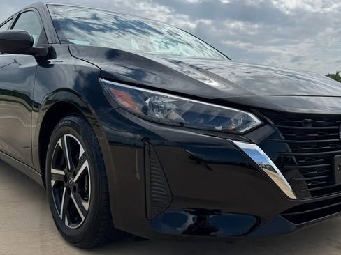 Used 2024 Nissan Sentra SV image 12