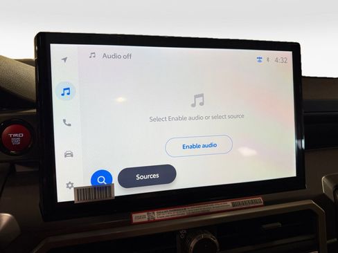 Used 2025 Toyota Tacoma TRD Off-Road image 21