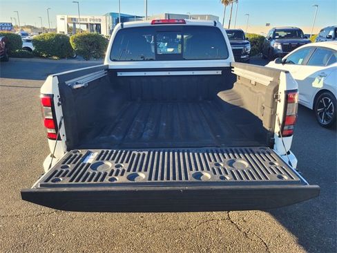 Used 2022 Nissan Frontier PRO-4X w/ Pro-4X Premium Package image 11