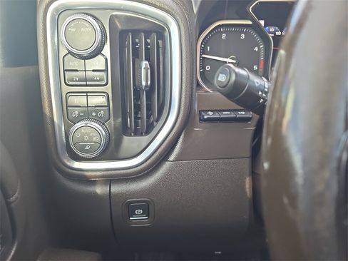 Used 2021 GMC Sierra 3500 Denali w/ Denali Ultimate Package image 27