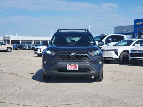 Used 2021 Toyota RAV4 XLE Premium FWD image 2