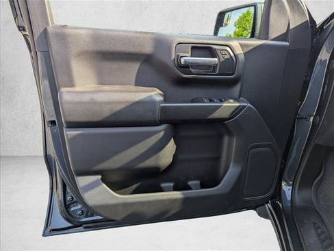 Used 2020 Chevrolet Silverado 1500 Custom w/ Custom Value Package AWD/4WD image 20