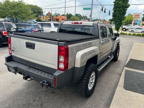 Used 2009 HUMMER H3T Luxury AWD/4WD image 7