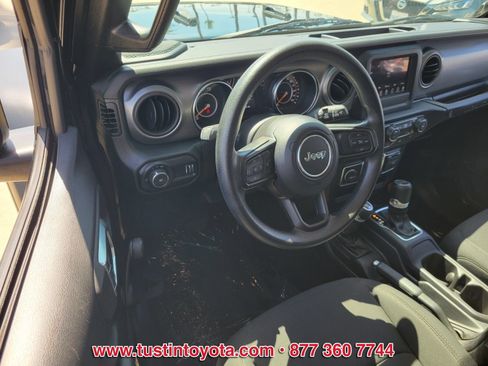 Used 2023 Jeep Wrangler Sport AWD/4WD image 12