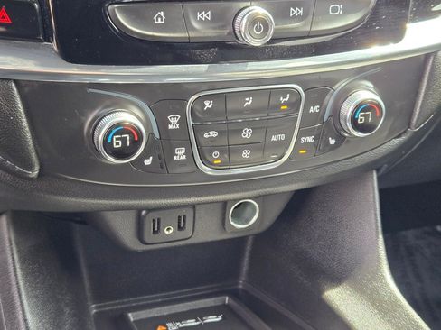 Certified 2023 Chevrolet Traverse LT image 29