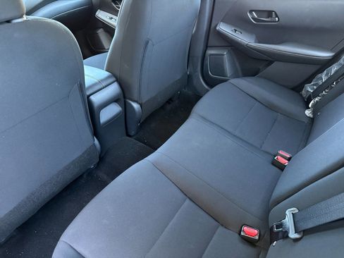 Used 2025 Nissan Sentra S image 9