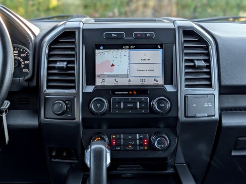 Used 2019 Ford F150 XLT w/ Equipment Group 302A Luxury image 16