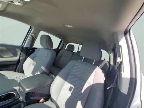 Certified 2023 Toyota Tacoma SR AWD/4WD image 20