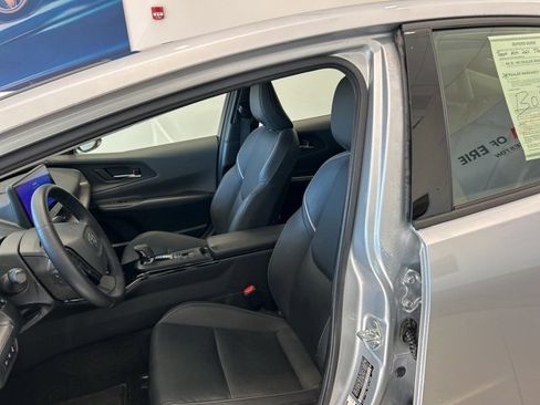 Certified 2023 Toyota Prius XLE image 16