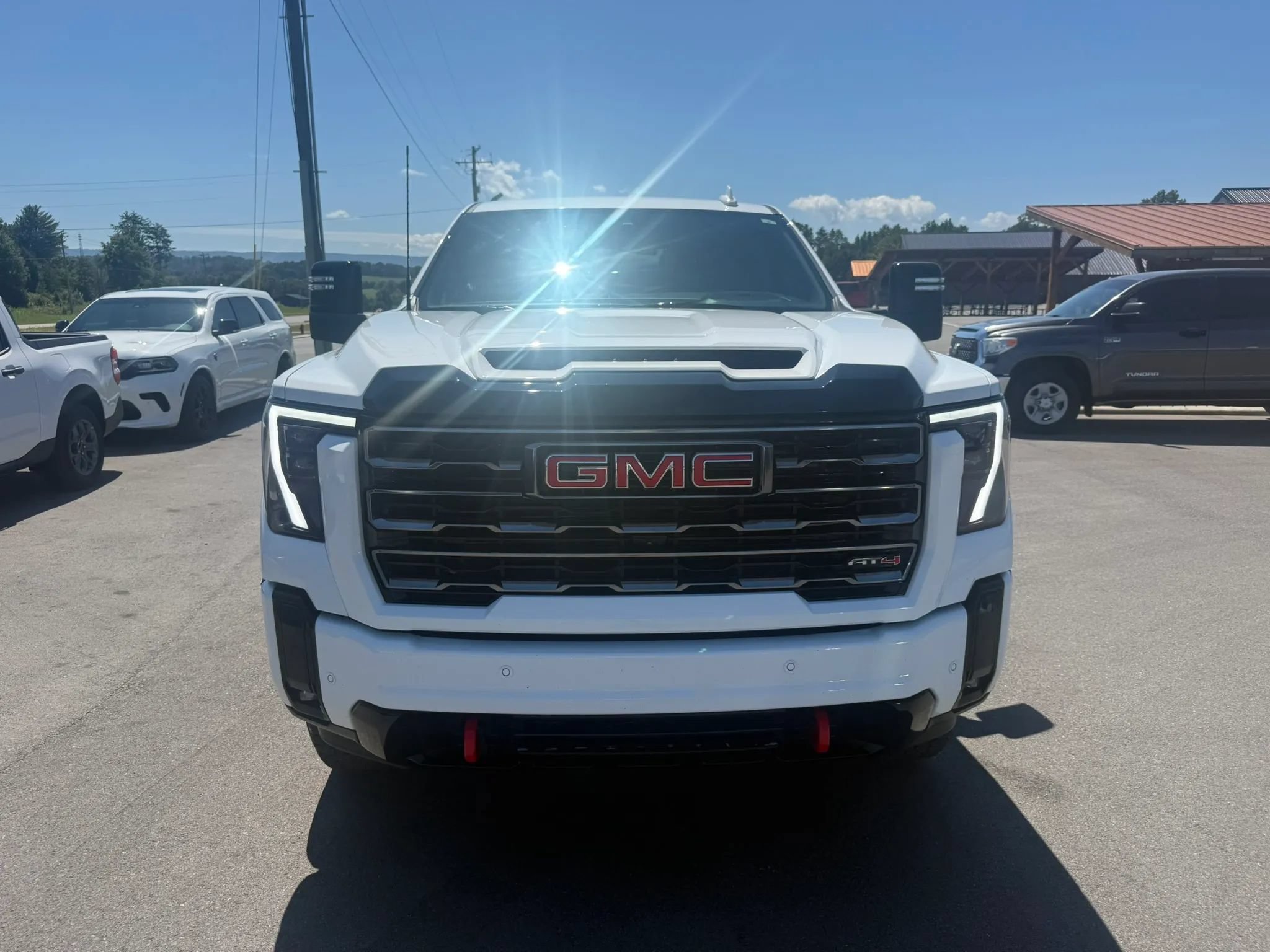 Used 2025 GMC Sierra 2500 AT4 AWD/4WD image 7