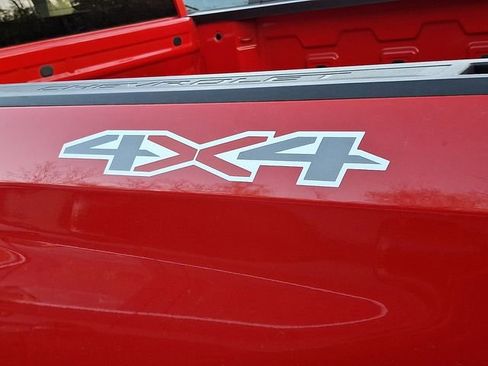 Certified 2023 Chevrolet Silverado 1500 LT AWD/4WD image 9