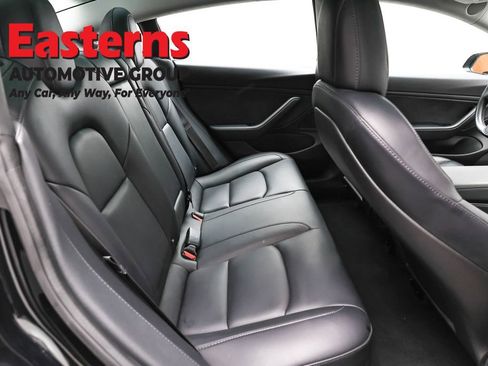 Used 2018 Tesla Model 3 Long Range image 18