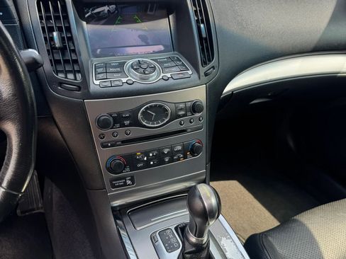 Used 2013 INFINITI G37 x Sedan w/ Premium Pkg AWD/4WD image 11