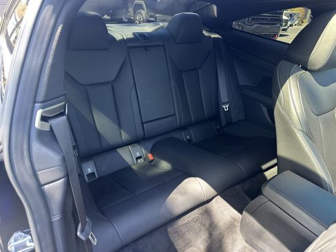 Used 2023 BMW 430i Coupe w/ M Sport Package RWD image 19