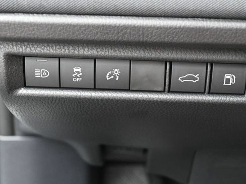 Used 2026 Toyota Camry LE FWD image 13