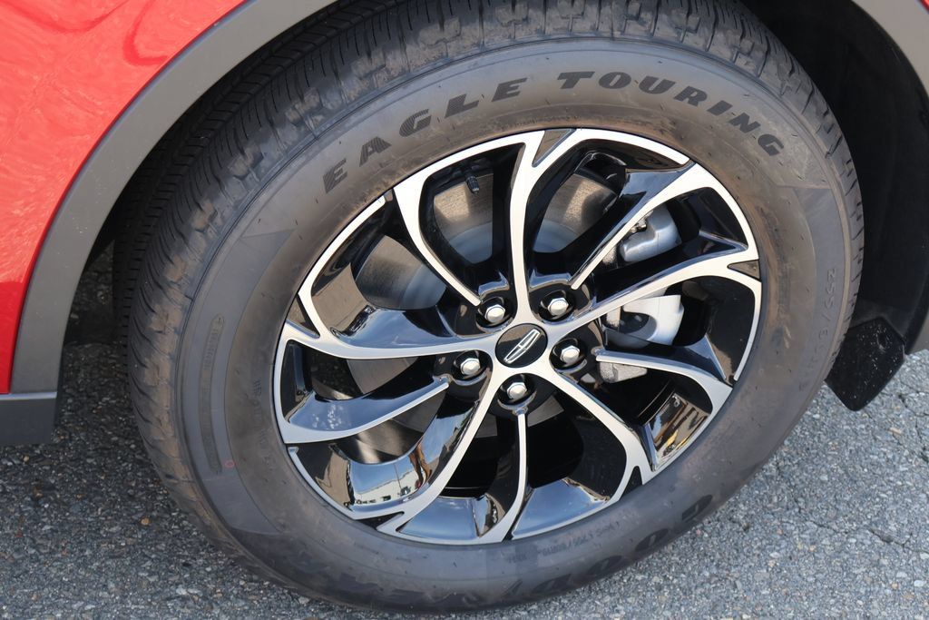 New 2026 Lincoln Nautilus Premier AWD/4WD image 25