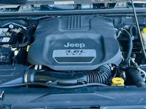 Used 2013 Jeep Wrangler Unlimited Sport AWD/4WD image 26