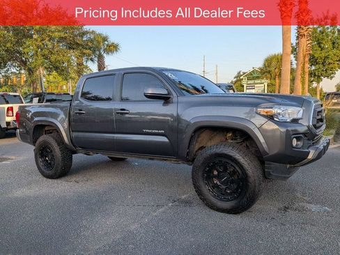 Certified 2022 Toyota Tacoma SR5 RWD image 2