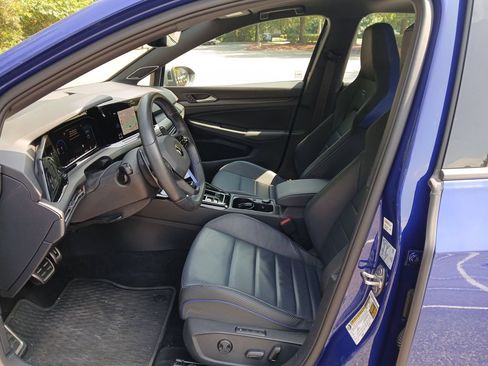Used 2023 Volkswagen Golf R AWD/4WD image 19