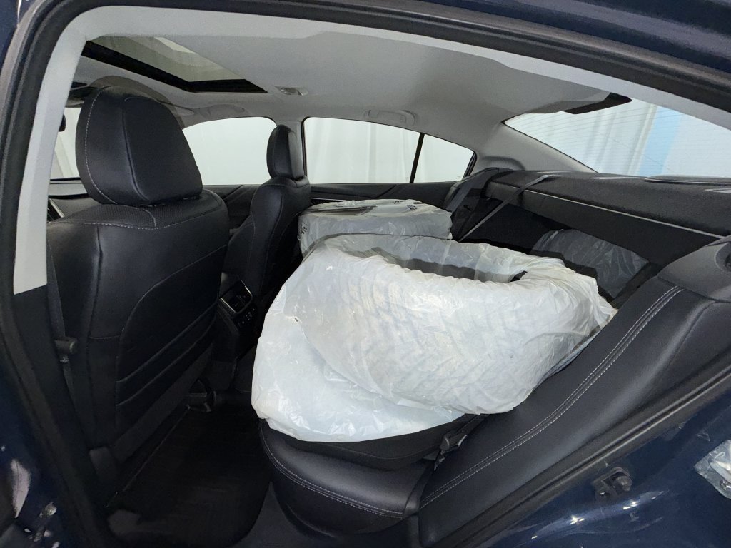 Used 2025 Subaru Legacy Touring XT AWD/4WD image 12
