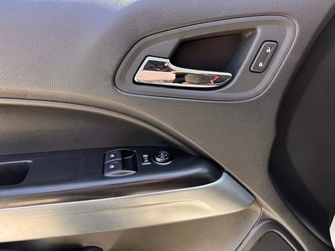 Used 2022 Chevrolet Colorado LT w/ Fleet Safety Package image 13