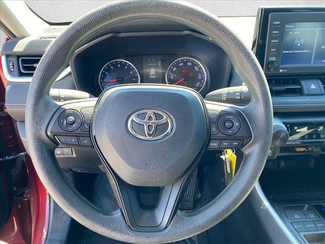 Used 2021 Toyota RAV4 LE w/ Carpet Mat Package (TMS) FWD image 25