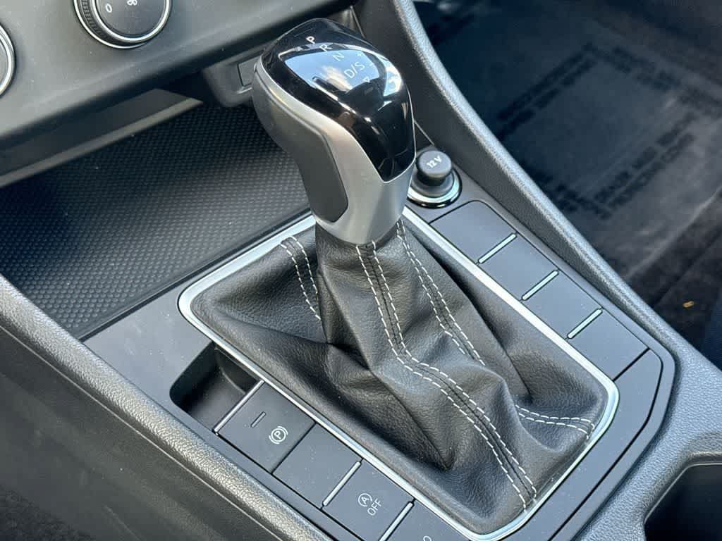 Certified 2023 Volkswagen Jetta Sport FWD image 20