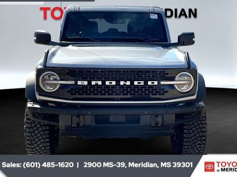 Used 2024 Ford Bronco Wildtrak image 3