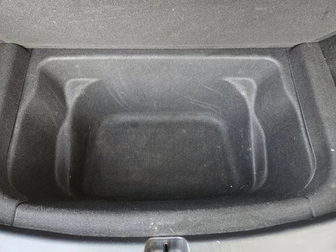 Used 2020 Tesla Model Y Long Range image 44