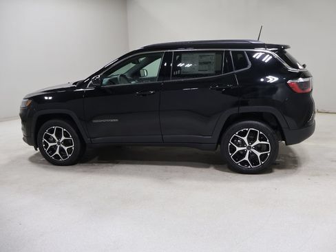New 2026 Jeep Compass Limited AWD/4WD image 4