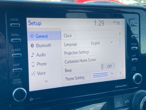 Certified 2022 Toyota Highlander L image 21