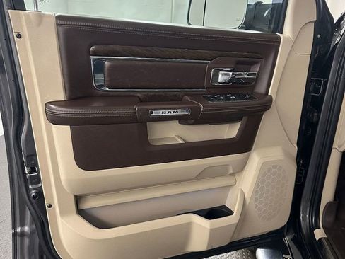 Used 2018 RAM 1500 Laramie Longhorn w/ Convenience Group AWD/4WD image 8