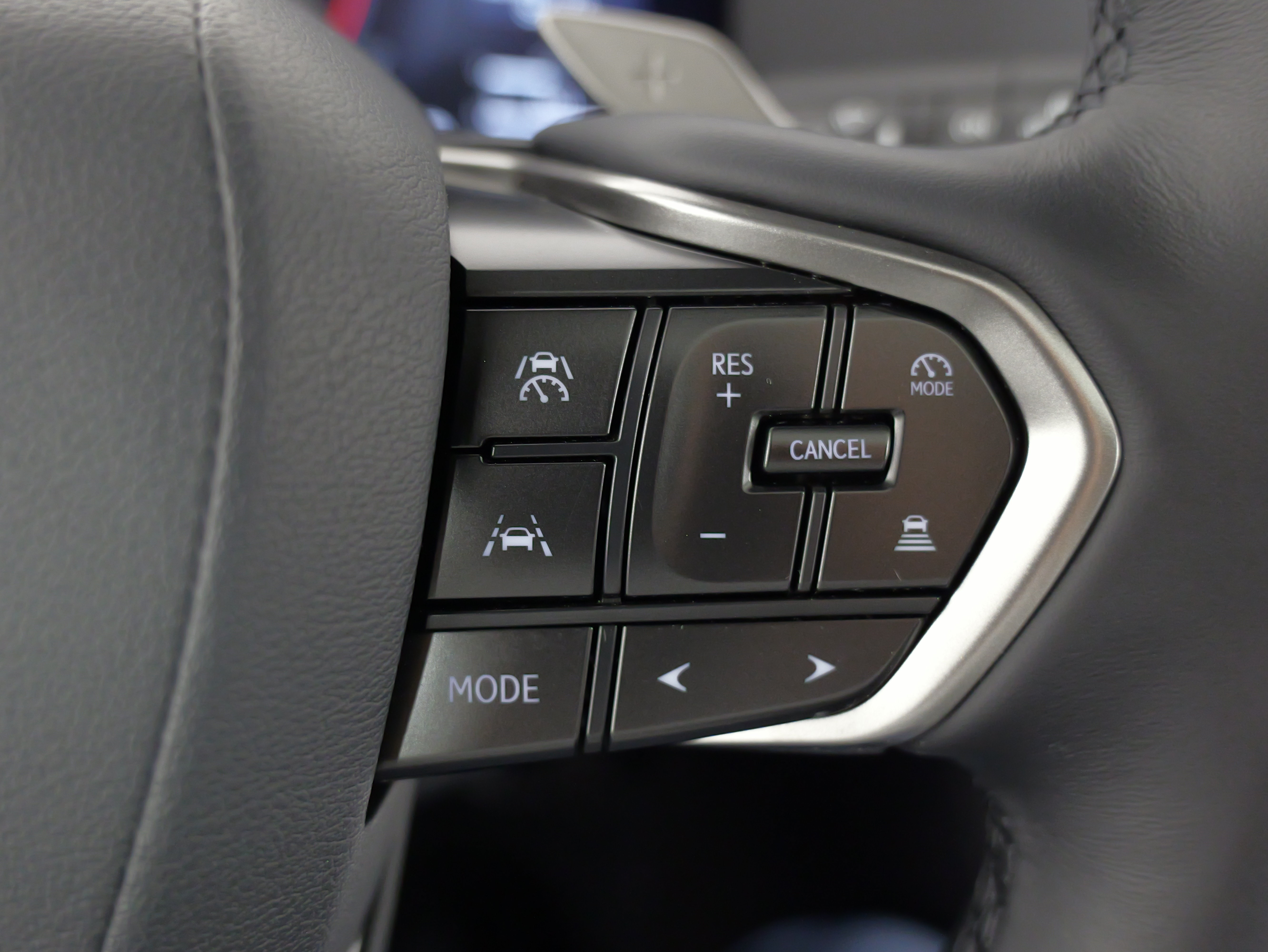Used 2024 Lexus GX 550 w/ Accessory Package (2T) AWD/4WD image 43