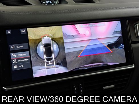 Used 2020 Porsche Cayenne Turbo image 42