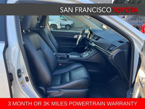 Used 2017 Lexus CT 200h 200h image 19