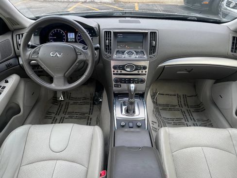 Used 2012 INFINITI G37 x w/ Premium Pkg image 29