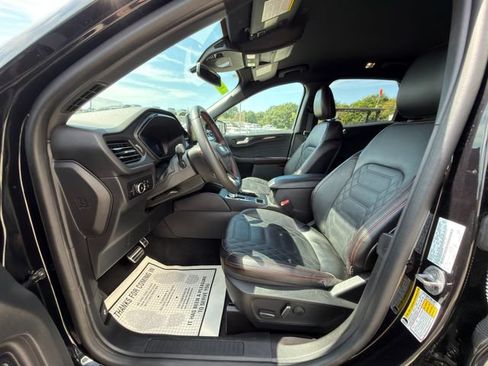 Used 2023 Ford Escape ST-Line Elite w/ Premium Technology Package AWD/4WD image 23
