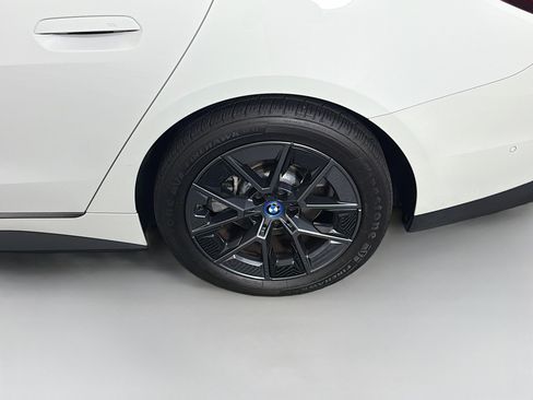 Used 2023 BMW i4 eDrive40 w/ Parking Assistance Package RWD image 11