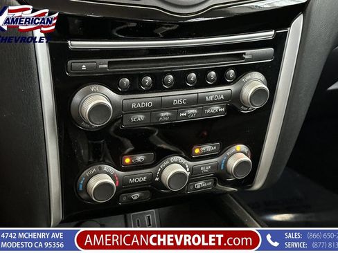 Used 2019 Nissan Pathfinder SV FWD image 29