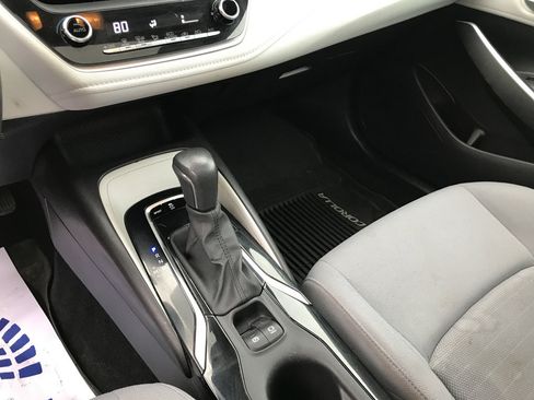 Used 2020 Toyota Corolla SE w/ SE Premium Package image 23