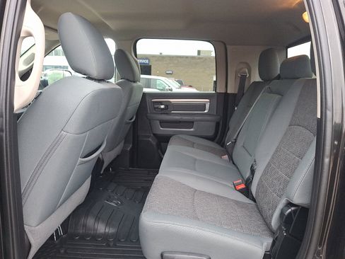 Used 2018 RAM 2500 Big Horn w/ Harvest Edition image 10