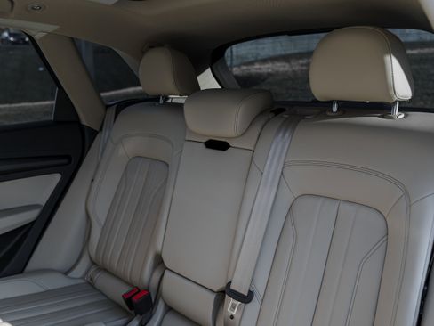 Certified 2023 Audi Q5 2.0T Premium w/ Convenience Package image 21