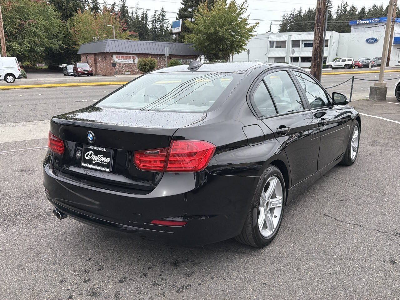 Used 2013 BMW 328i Sedan RWD image 7