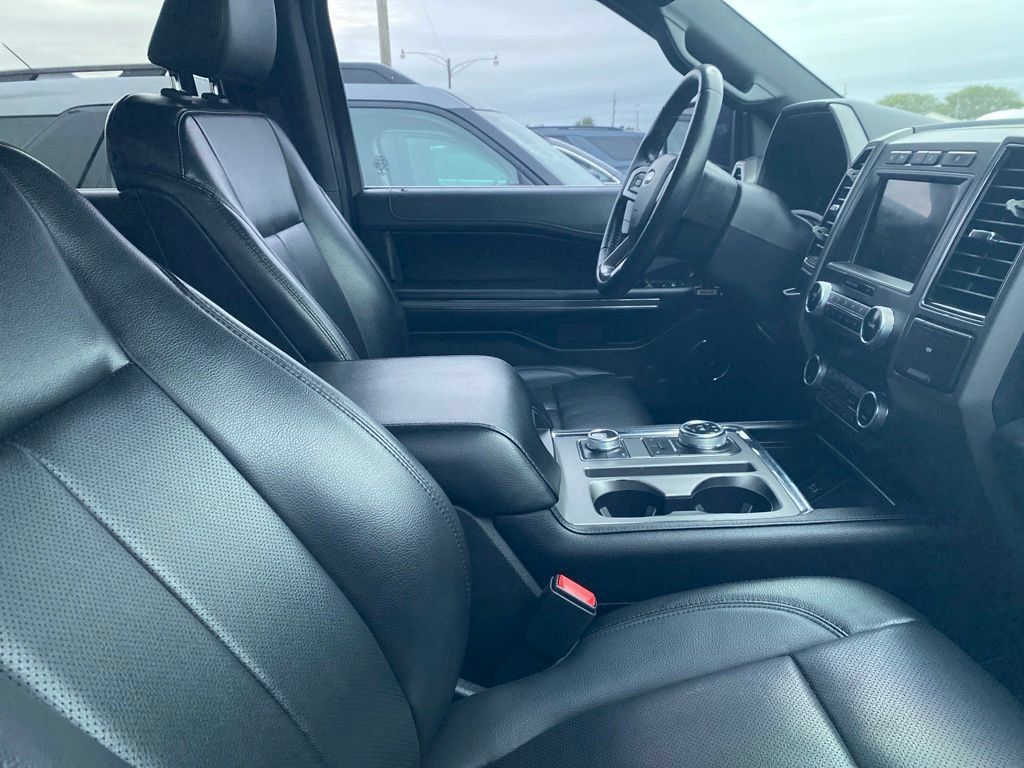 Used 2021 Ford Expedition XLT AWD/4WD image 8