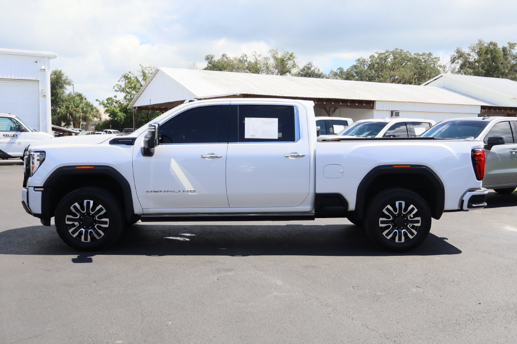 Certified 2025 GMC Sierra 2500 Denali Ultimate AWD/4WD image 6