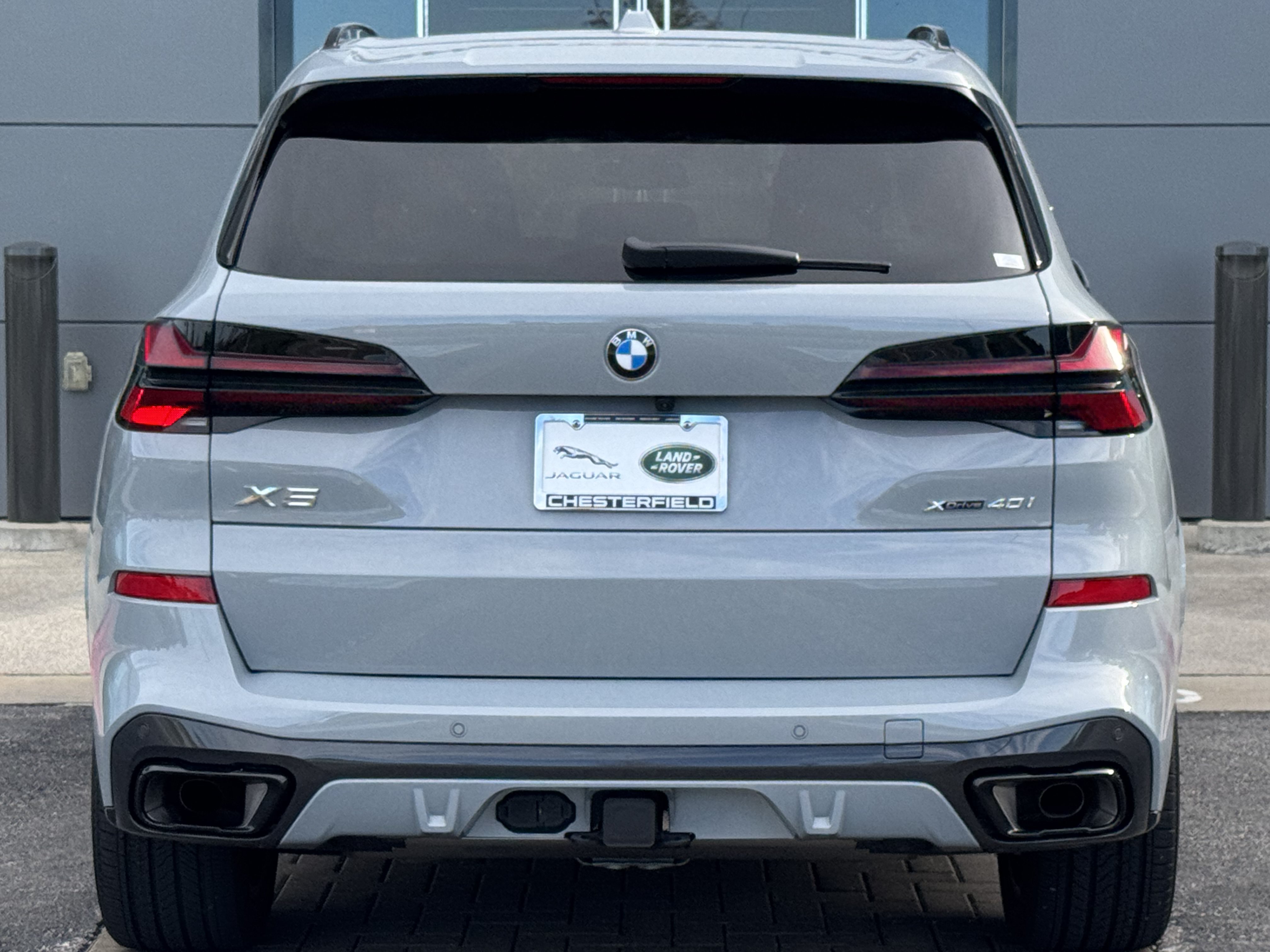 Used 2024 BMW X5 xDrive40i w/ M Sport Package AWD/4WD image 7