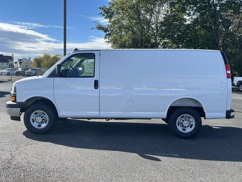 New 2025 Chevrolet Express 2500 w/ Driver Convenience Package RWD image 7